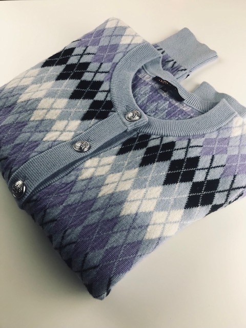 rombowy kardigan maje