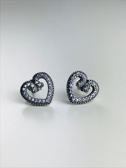 srebrne kolczyki serduszka 